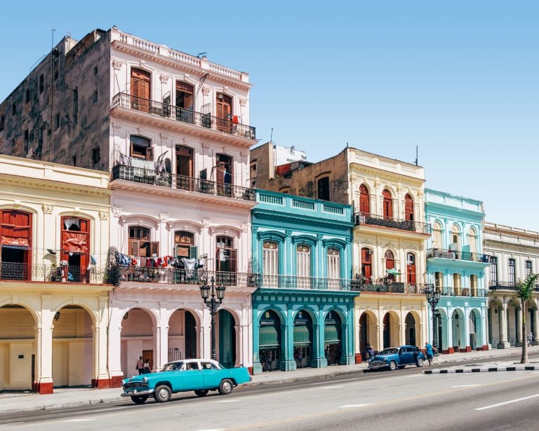 Can Us Citizens Travel to Cuban Resorts