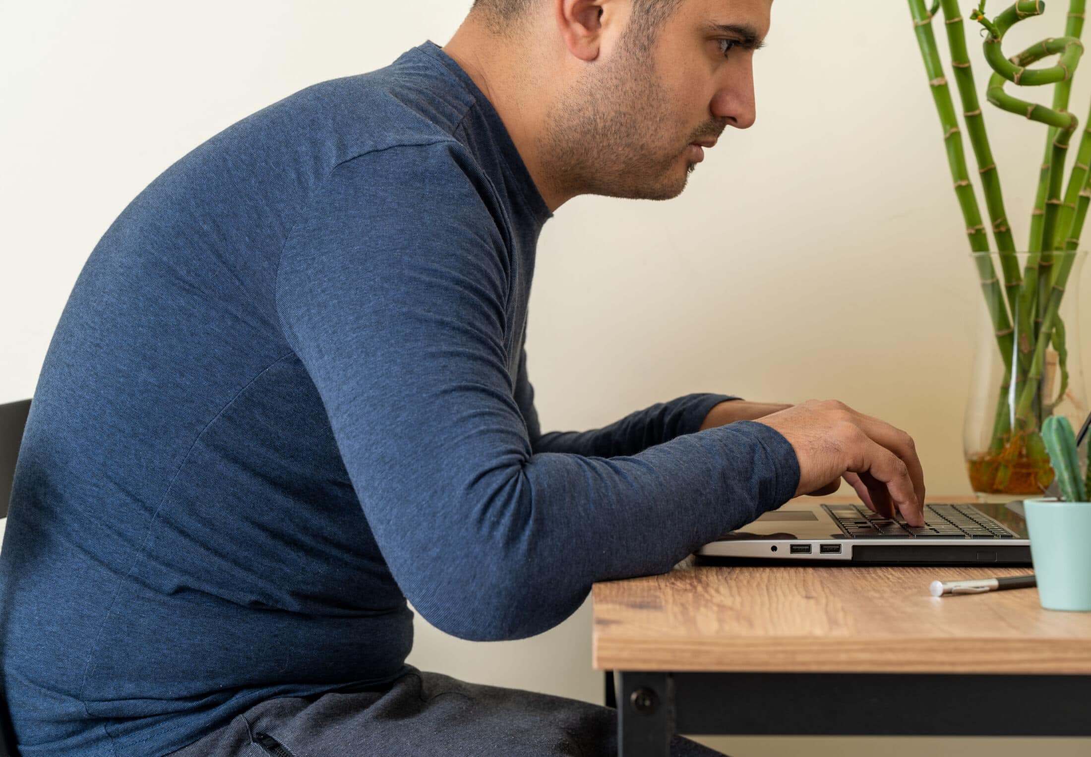 uneven dual laptop weight distribution